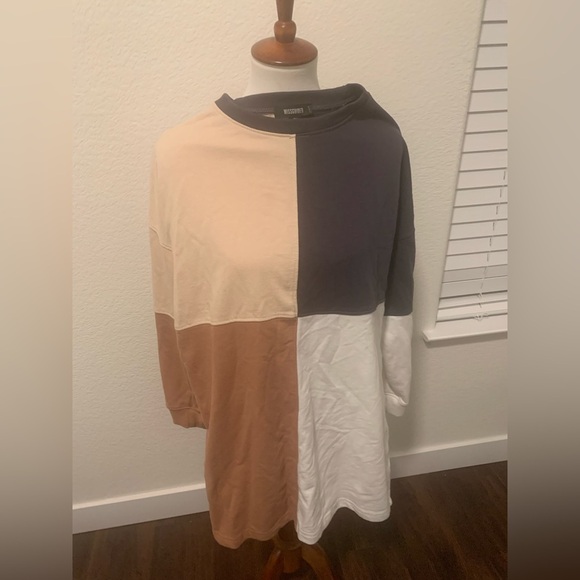Misguided Oversized Dress - Picture 1 of 3